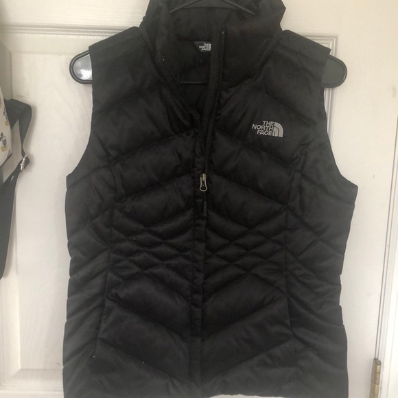 North face sleeveless vest- Black - Picture 1 of 2